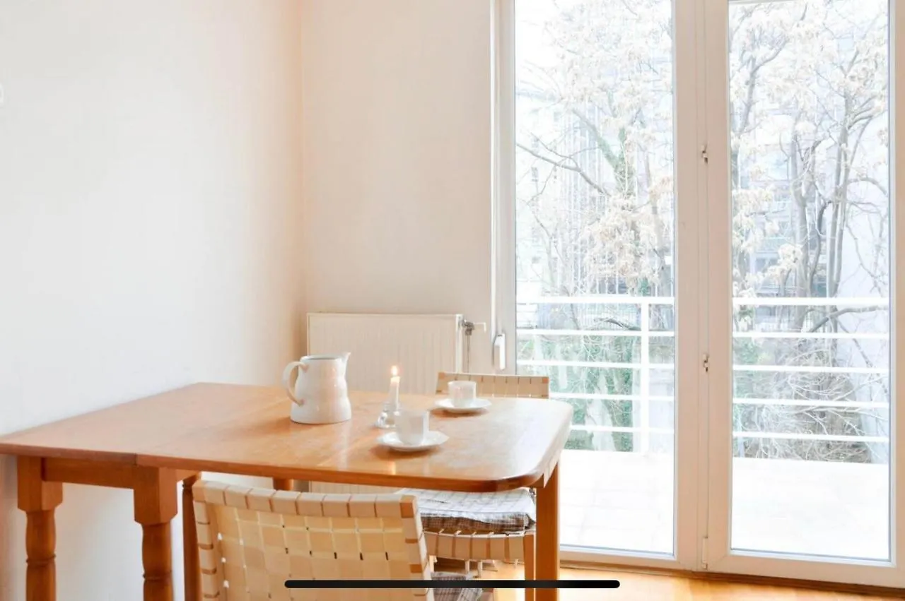 Luxury Apartment With Balcony View On Caslte Budapest